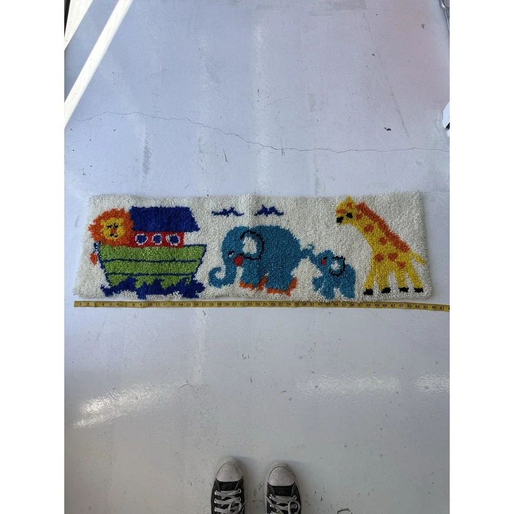 Vintage‎ 1970s Noah's Ark Yarn Latchhook - Elephant Giraffe Rug Or Decor
